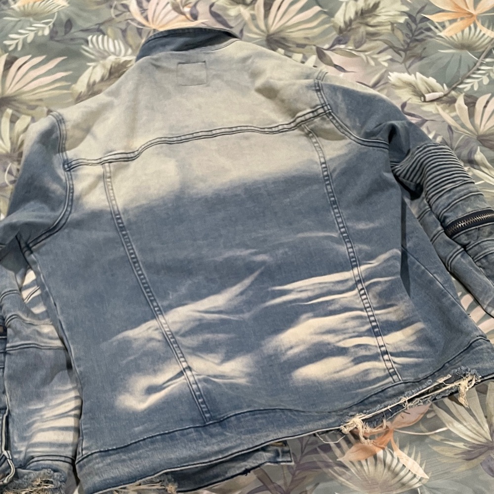 Distressed Denim Jacket - Picture 5 of 6
